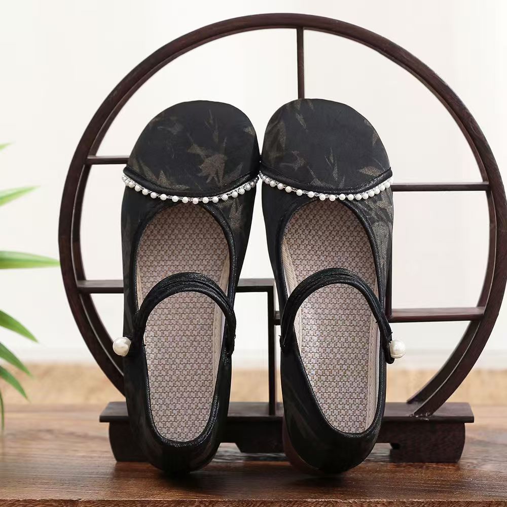 Chinese Style Women Low Heel C - Embroidery Horse recension och pris