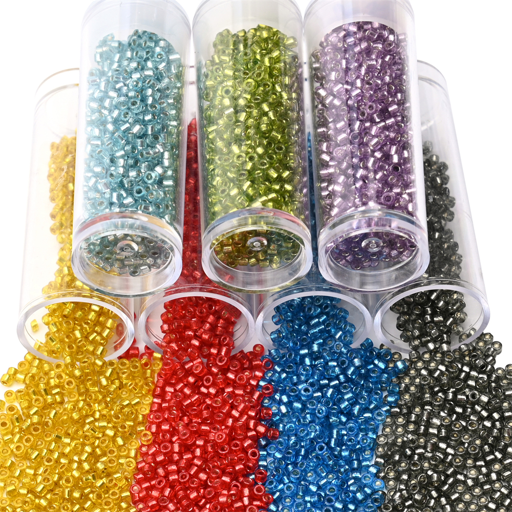 2mm Silver Colour Inside Mini  - Embroidery Glass Beads recension och pris