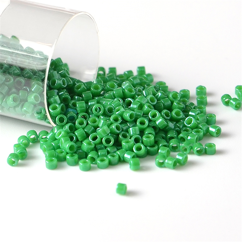 11/0 Japan Miyuki Delica Seed  - Embroidery Glass Beads recension och pris