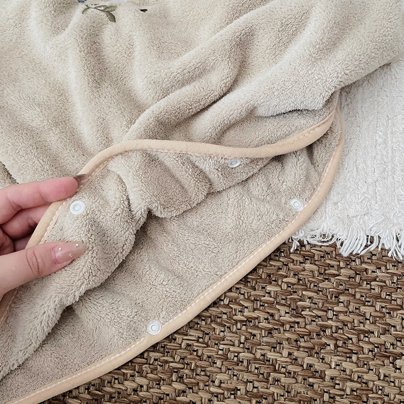 Children's Coral Fleece Cloaks - Embroidery Towel recension och pris