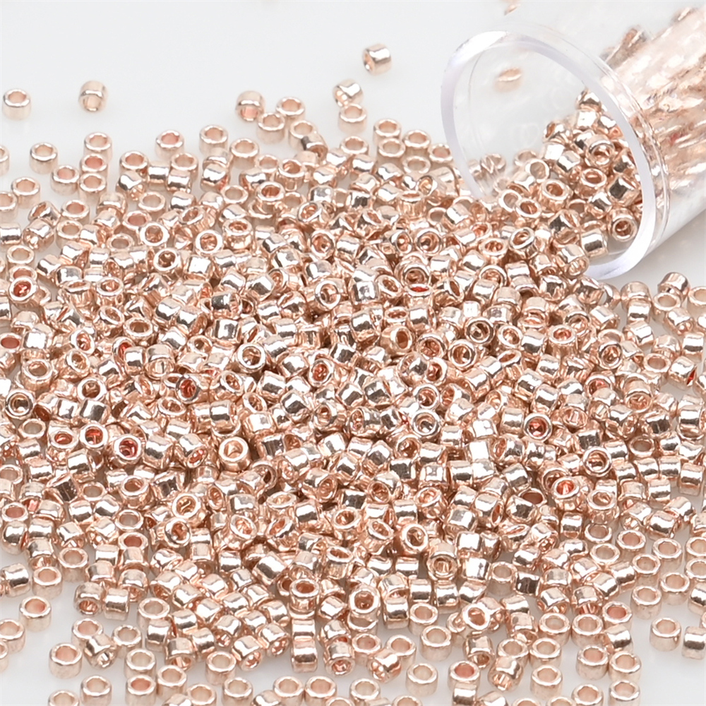 1200Pcs/Tube Metallic Japan Be - Embroidery Glass Beads recension och pris