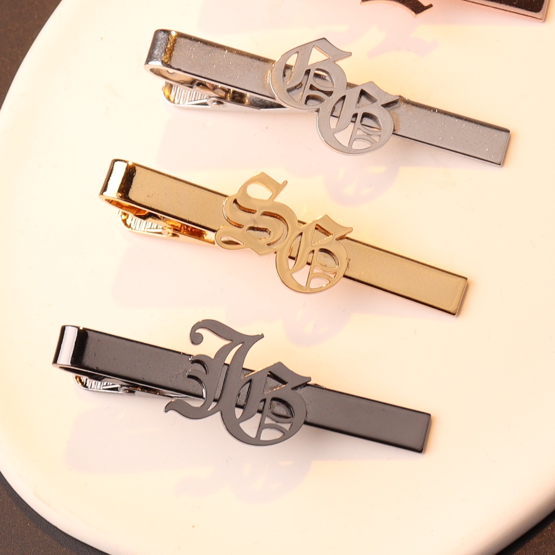 Custom Name Initials Tie Clip  - Embroidery Knot recension och pris