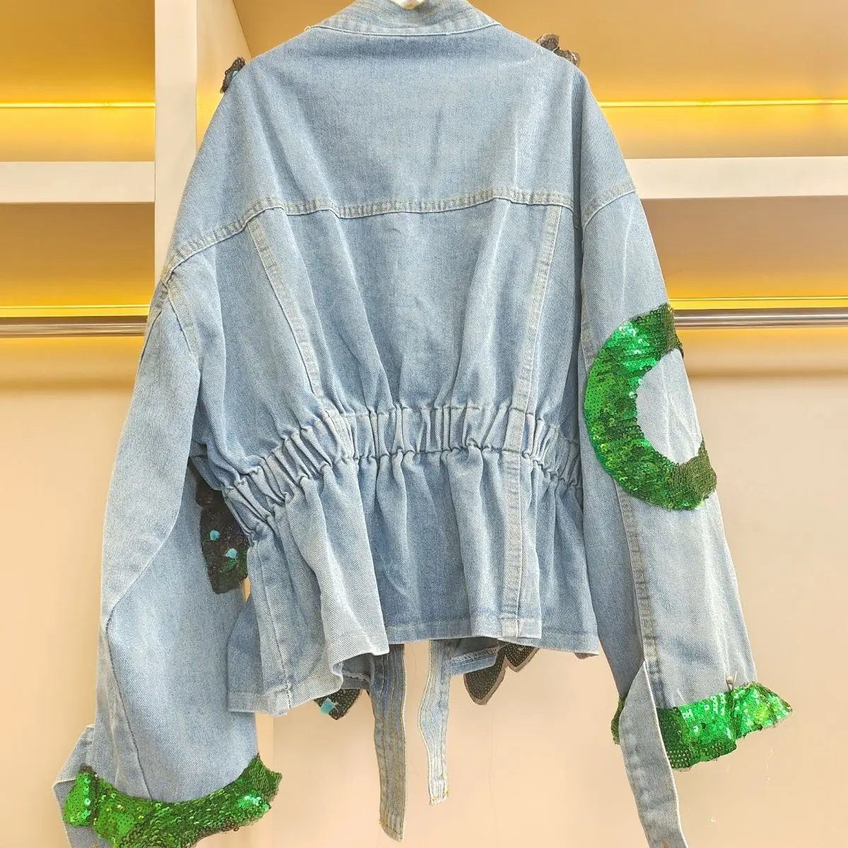 Women V-neck 3D Peacock Sequin - Embroidery Jeans Sakura recension och pris