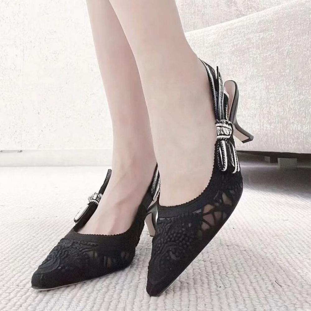 Genuine Leather High Heel Sand - Embroidery Knot recension och pris