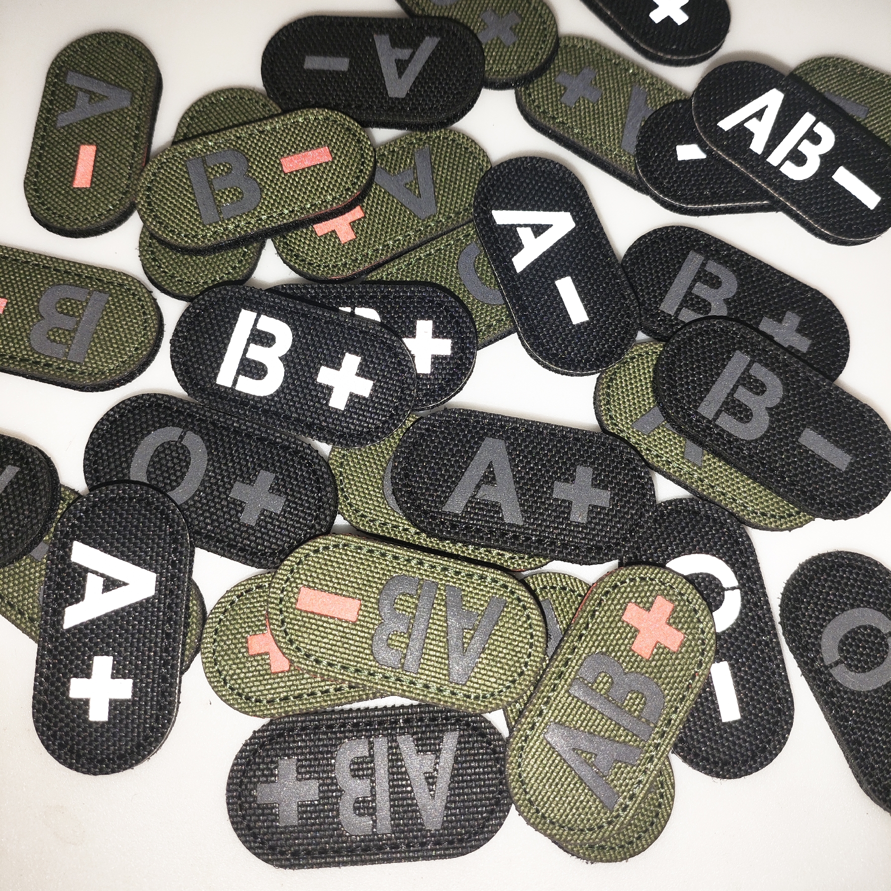 3D Blood Type A+B+O+AB+ A-B-O- - Embroidery Fonts recension och pris